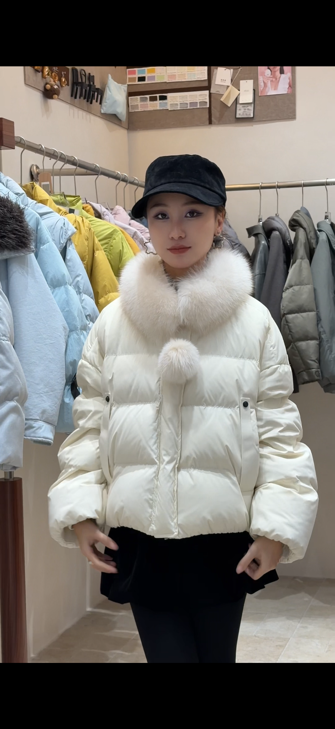 思思小个子女装【#25L094】冬季新款时尚保暖毛球围脖短款羽绒服