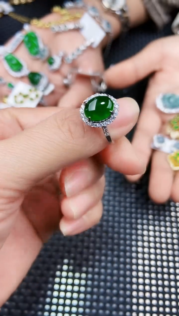 【闪购商品】翡翠戒指未镶嵌11111111