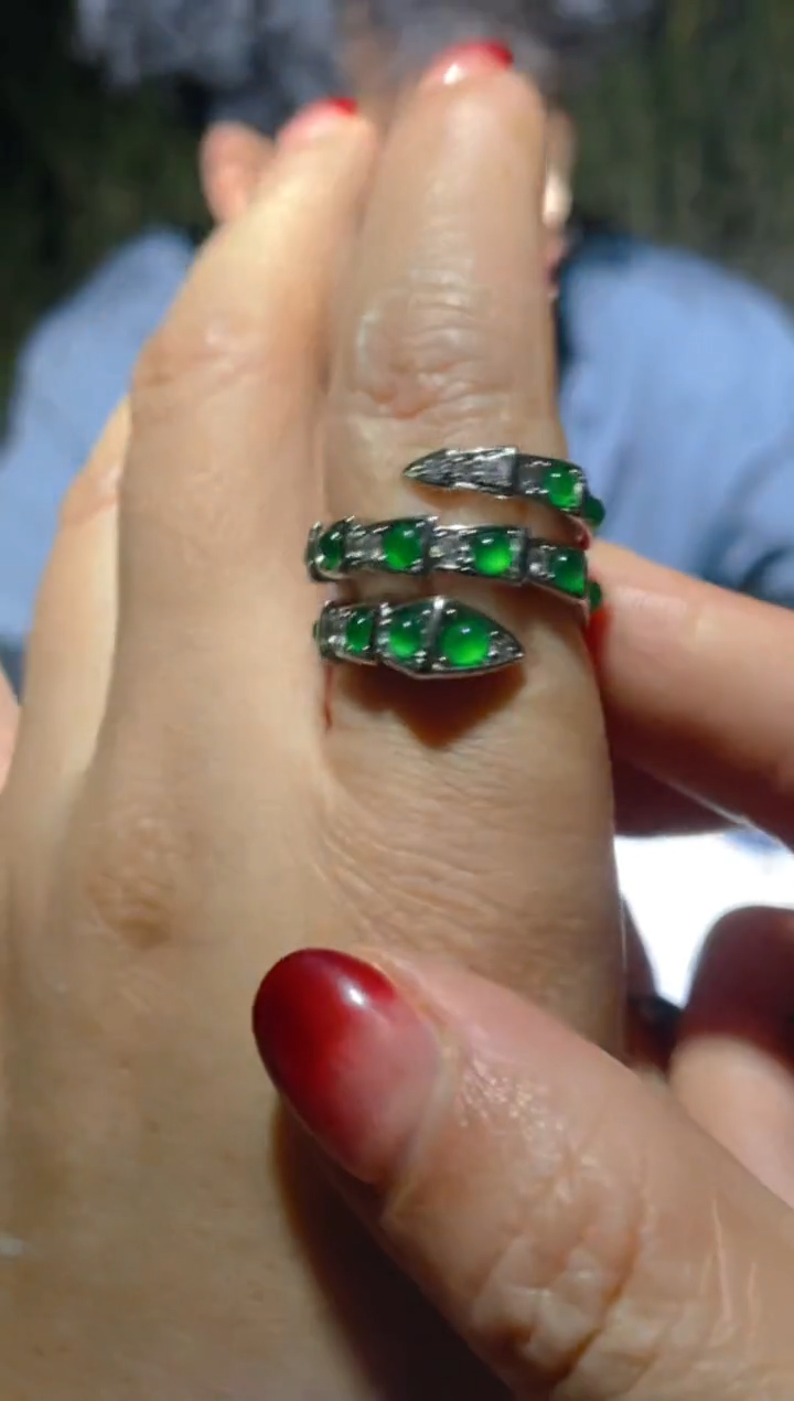 【闪购商品】定制翡翠未镶嵌天然A货翡翠（多样性发货拍一件发件）