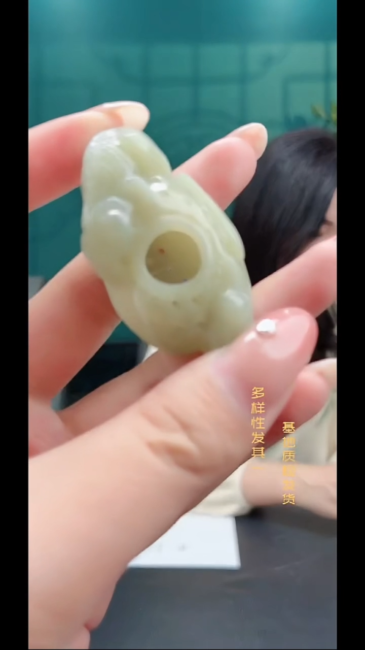 颈饰未镶嵌和田玉纯天然多样性发一