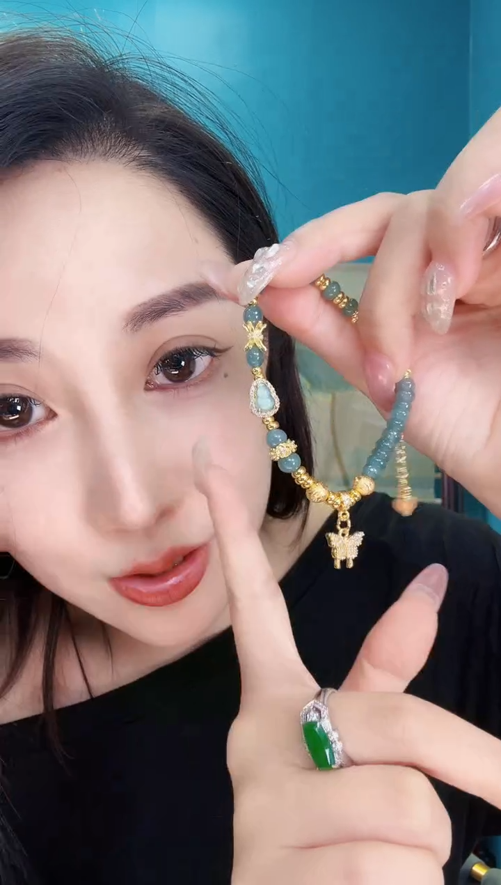 翡翠未镶嵌耳饰手链