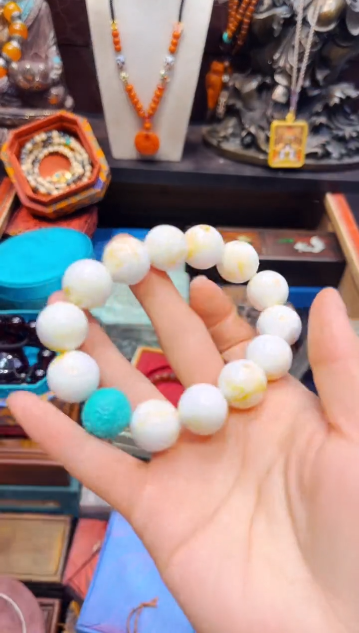 【闪购商品】蜜蜡裸石未镶嵌欣妹专属精选链接b32452