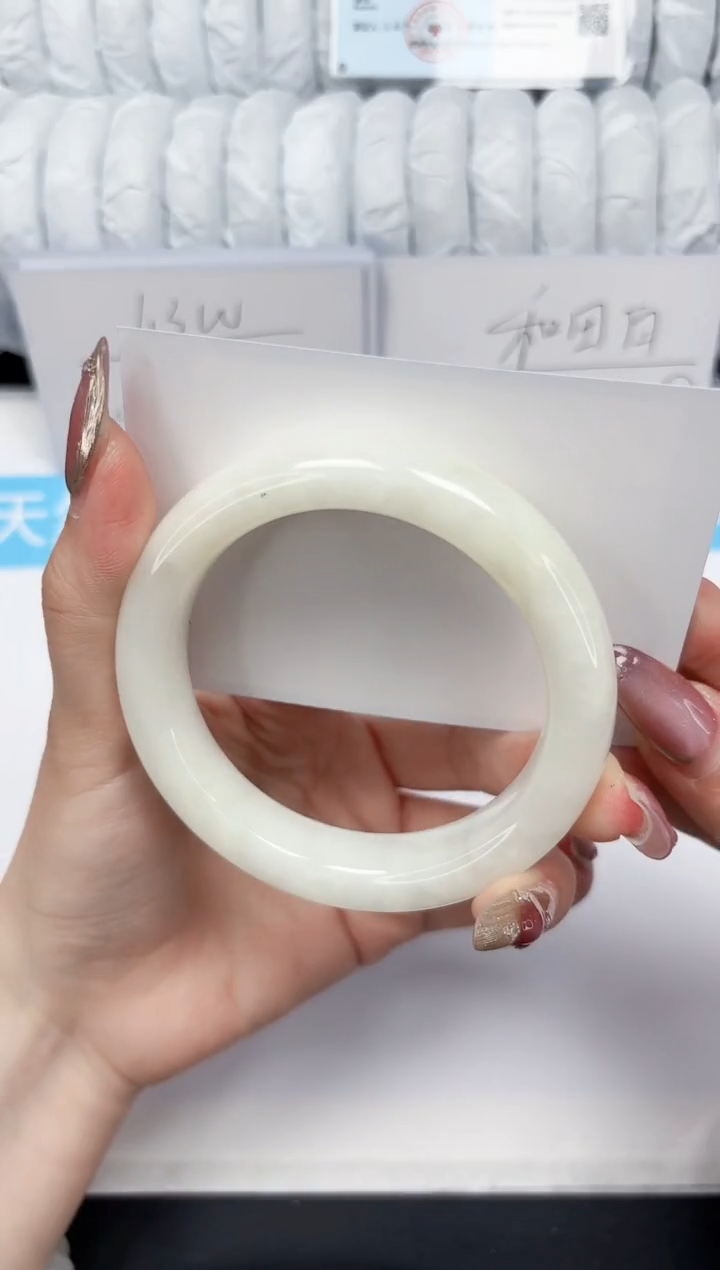 【闪购商品】和田玉手镯未镶嵌276-61