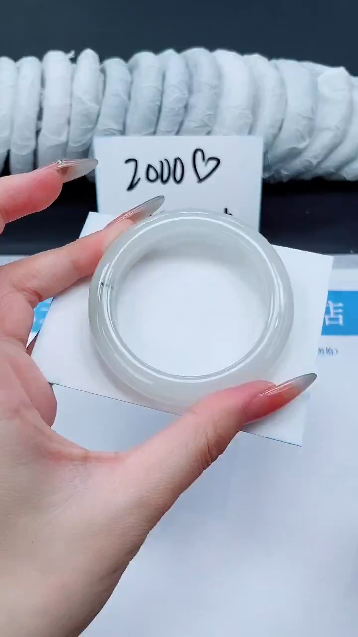 未镶嵌手镯石英质玉A45-50`51`52