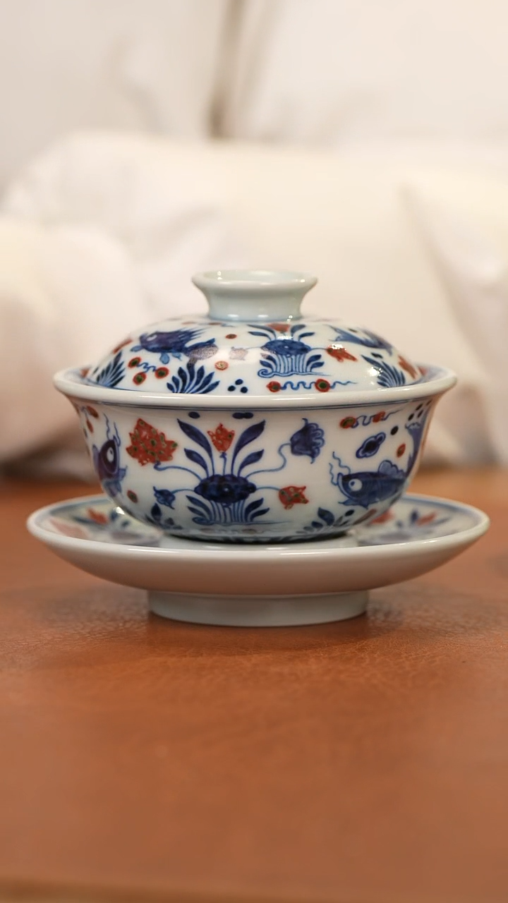 【闪购商品】杯和然窑釉里红鱼藻三才盖碗