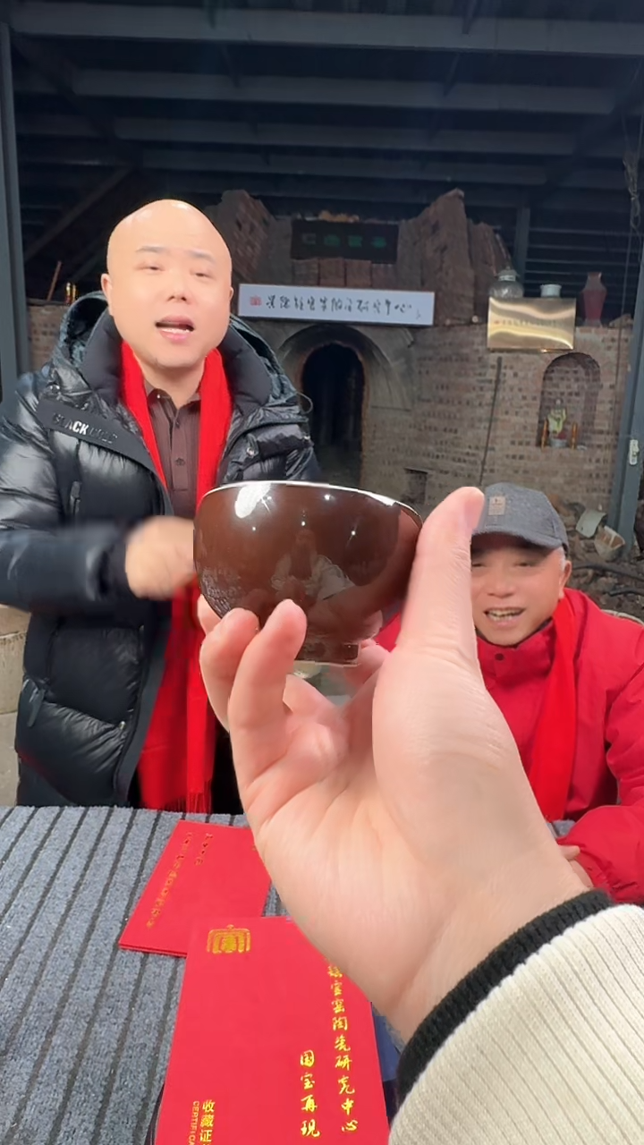 【闪购商品】摆件景德镇陶瓷摆件流水2