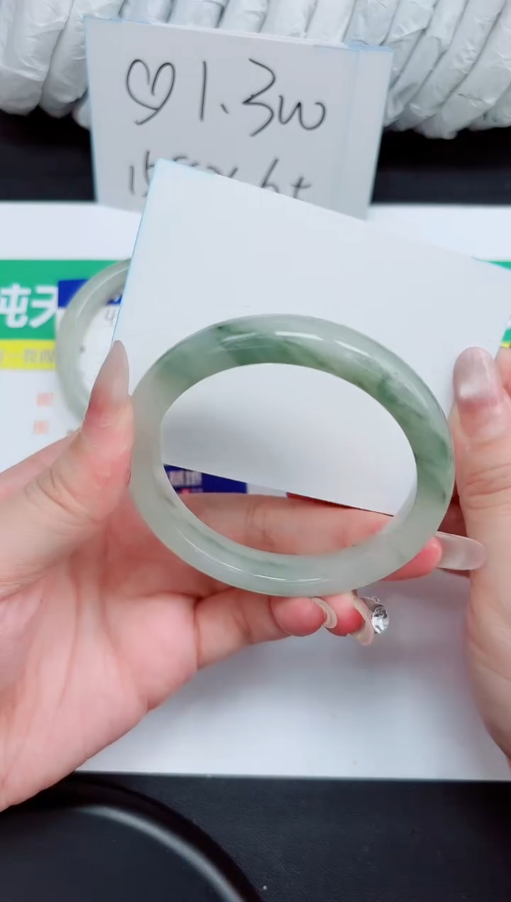 石英质玉手镯未镶嵌43-60