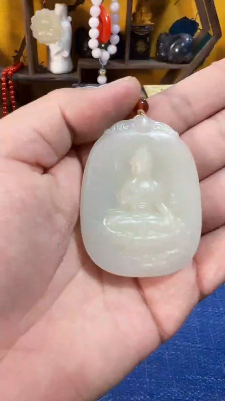 和田玉未镶嵌挂件和田 95高观音（飞铃文玩）