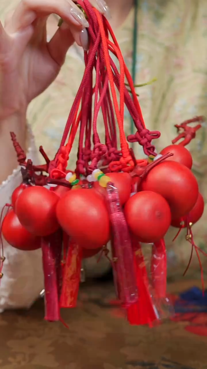 550漆艺工艺小葫芦（随机）9.9