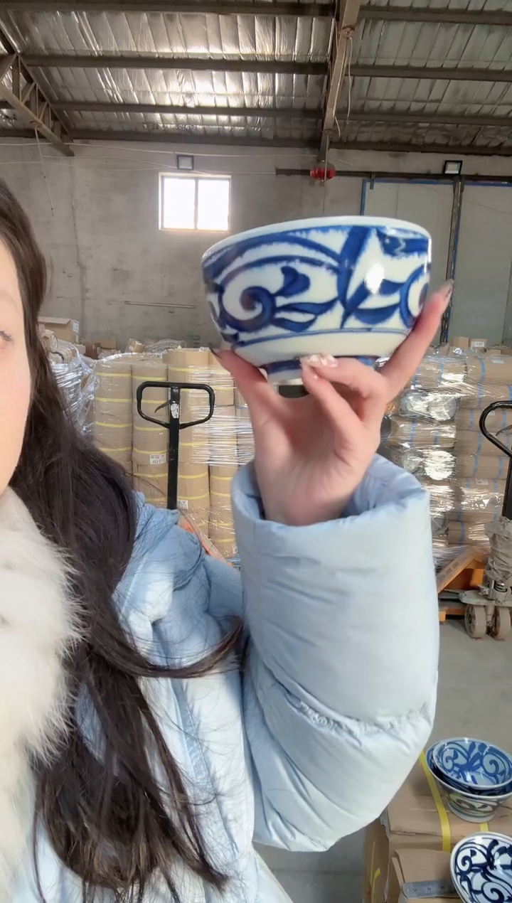 陶瓷蓝草纹13cm墩墩碗一个