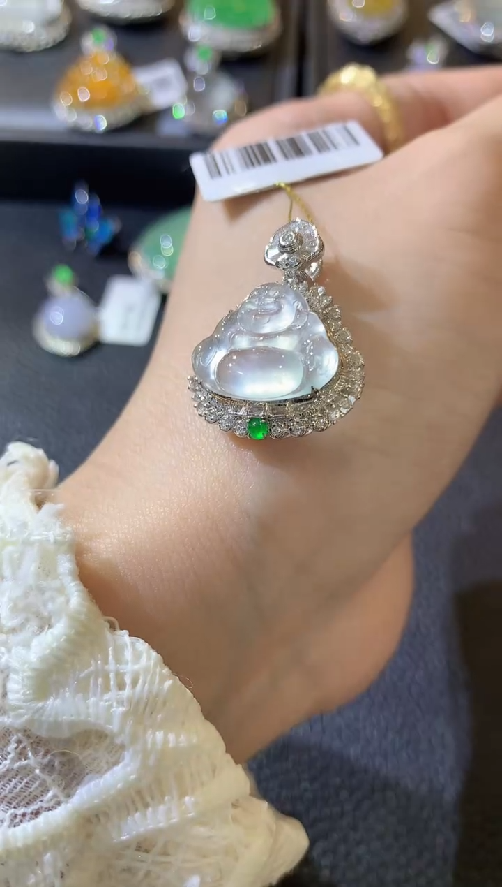 【闪购商品】翡翠吊坠(不含链)18K金镶嵌D81