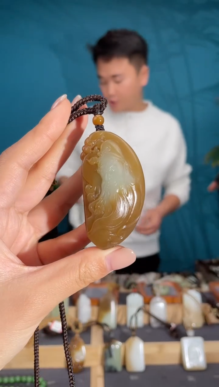 颈饰未镶嵌和田玉1