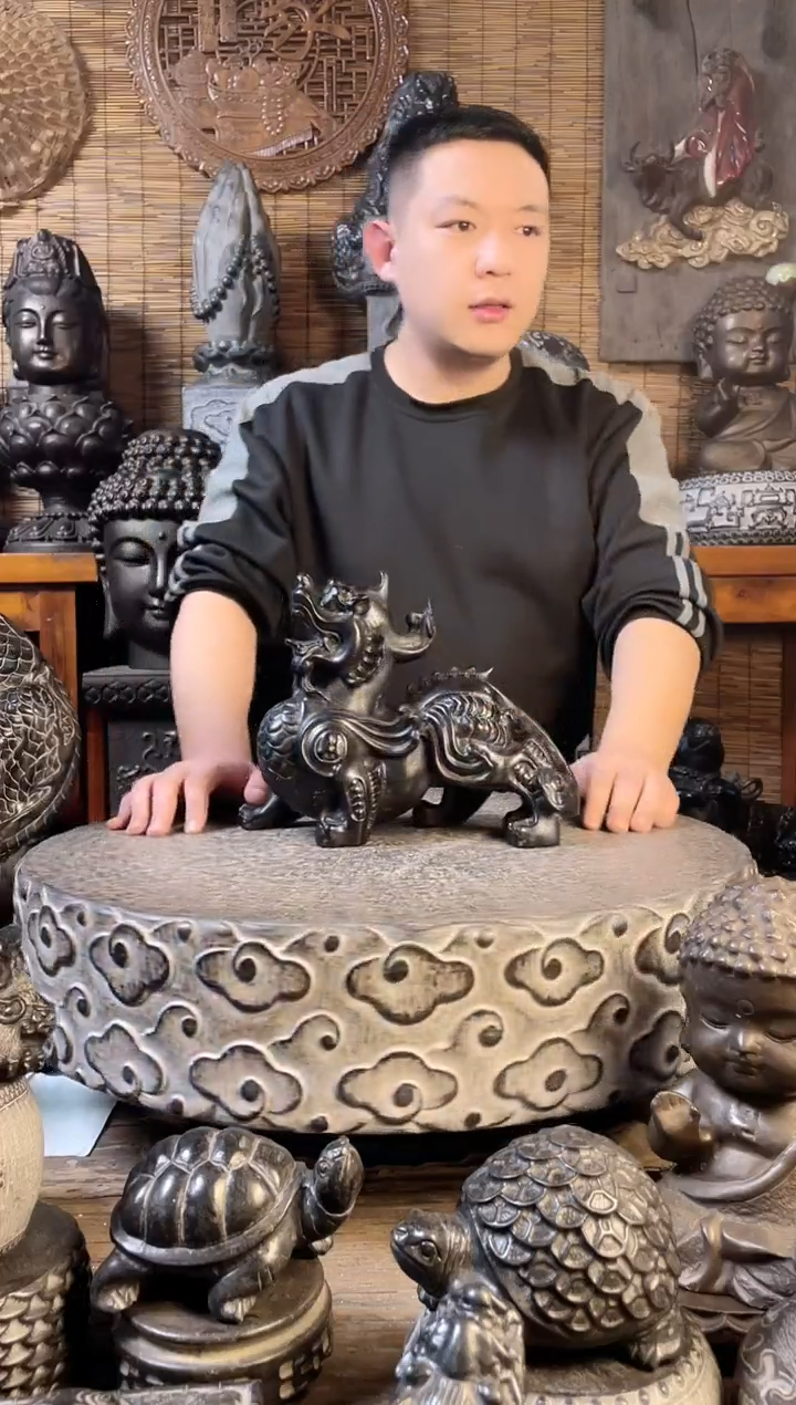 【闪购商品】30飞天貔貅天然青石雕刻