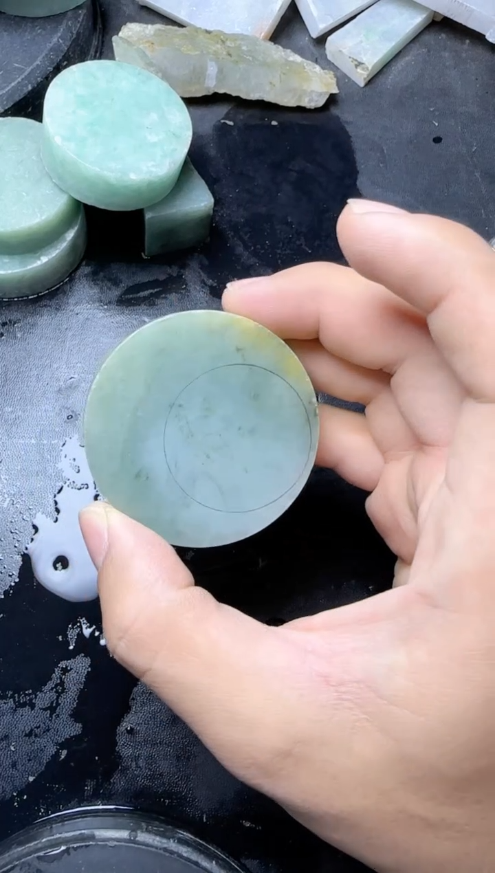 【闪购商品】翡翠挂件未镶嵌044翡翠