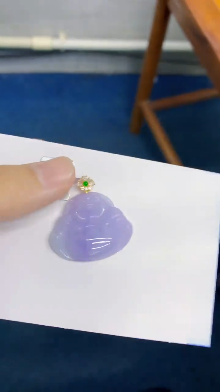 翡翠18K金镶嵌颈饰             1