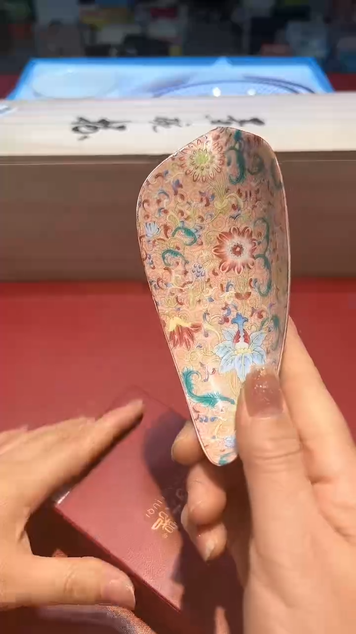 【闪购商品】瓷片锅碗瓢盆一件不剩