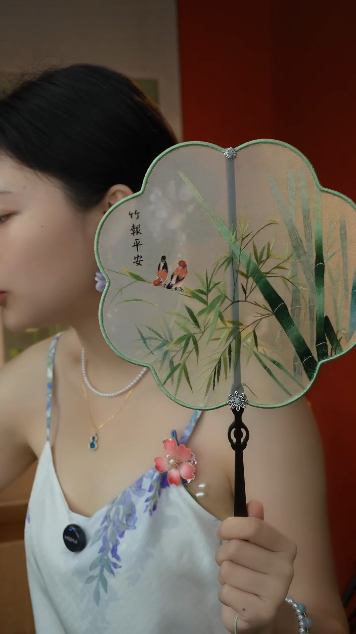 刺绣非遗苏绣纯手工团扇（不带扇盒）