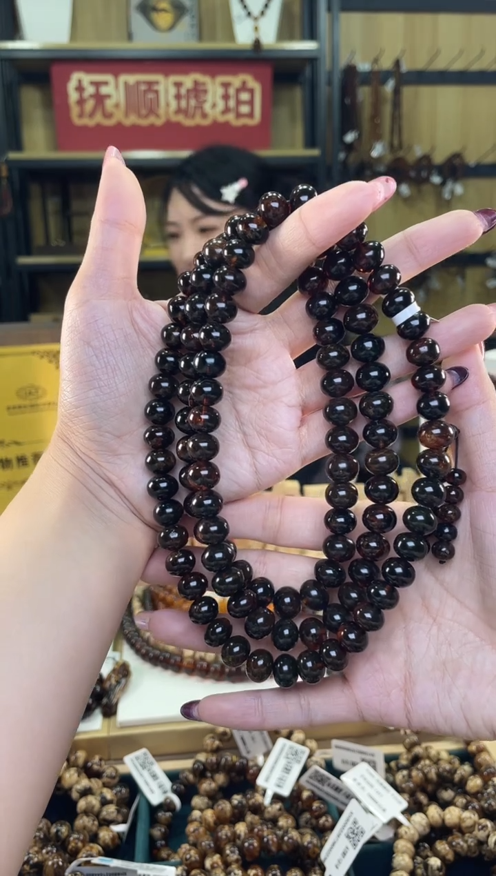 【闪购商品】琥珀裸石未镶嵌11+血翳108