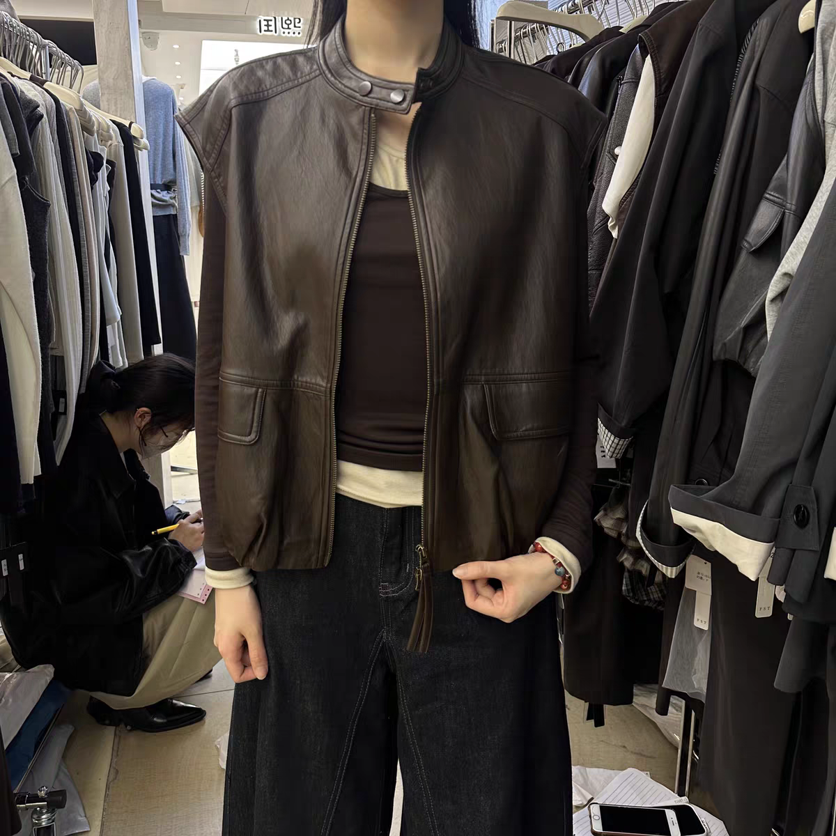 FST港风休闲pu皮衣马甲外套女秋季款两粒扣立领宽松马夹背心上衣