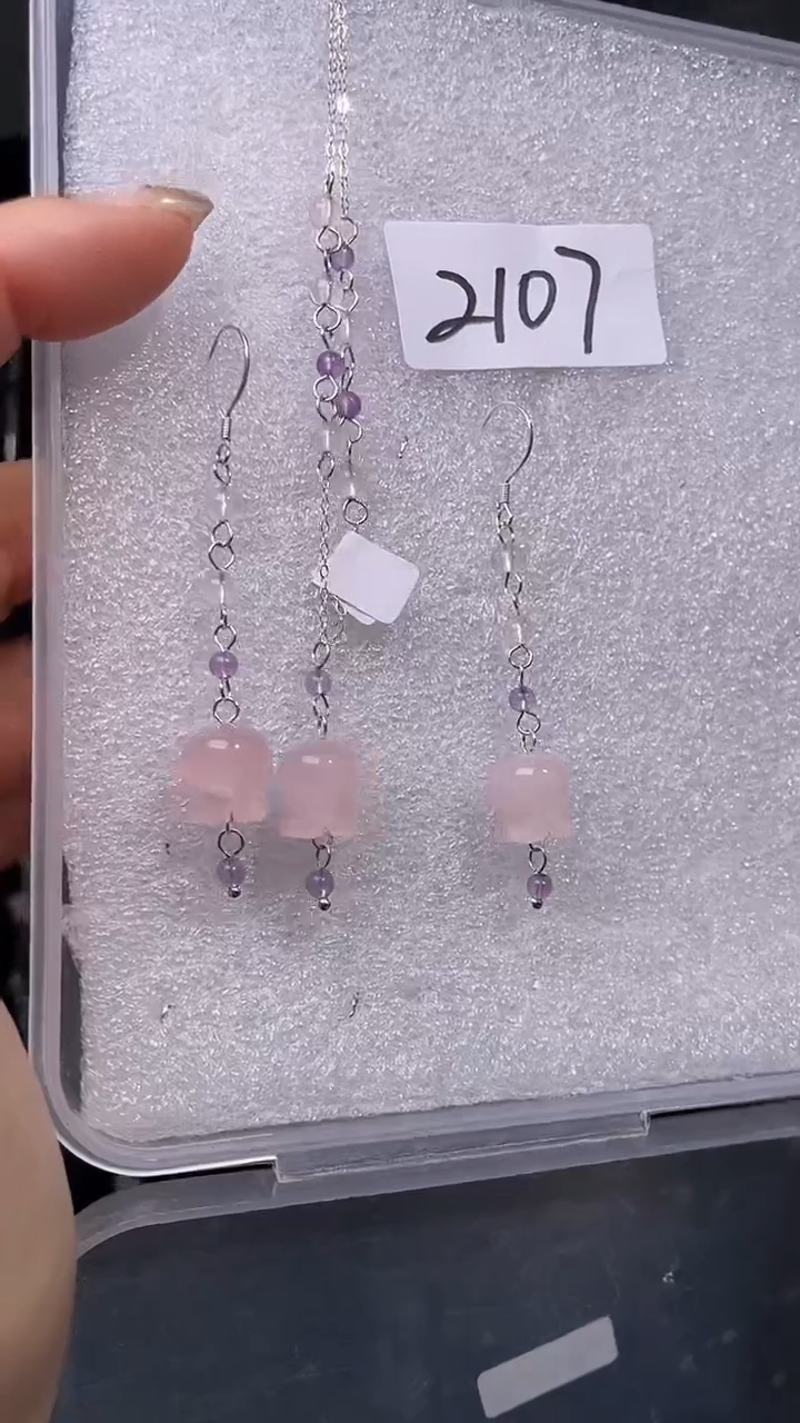 颈饰未镶嵌水晶喜欢拍