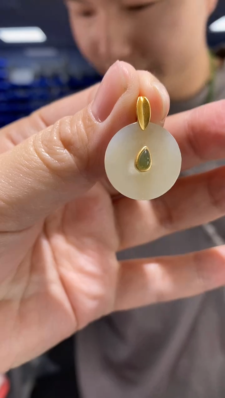 吊坠(不含链)银S925镶嵌和田玉DZ1387