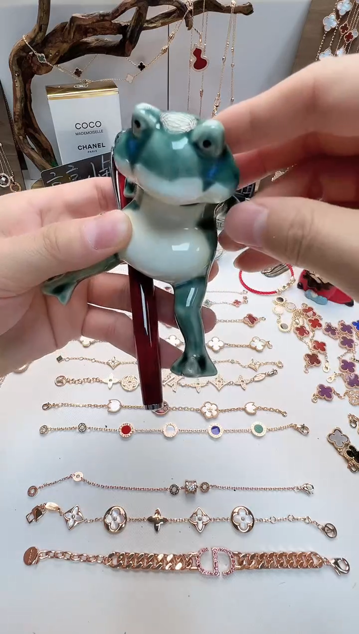 安**7华禄甄选阁亭亭总铺