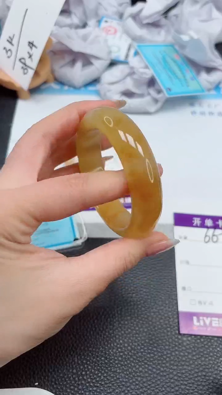 【闪购商品】石英质玉手镯未镶嵌669