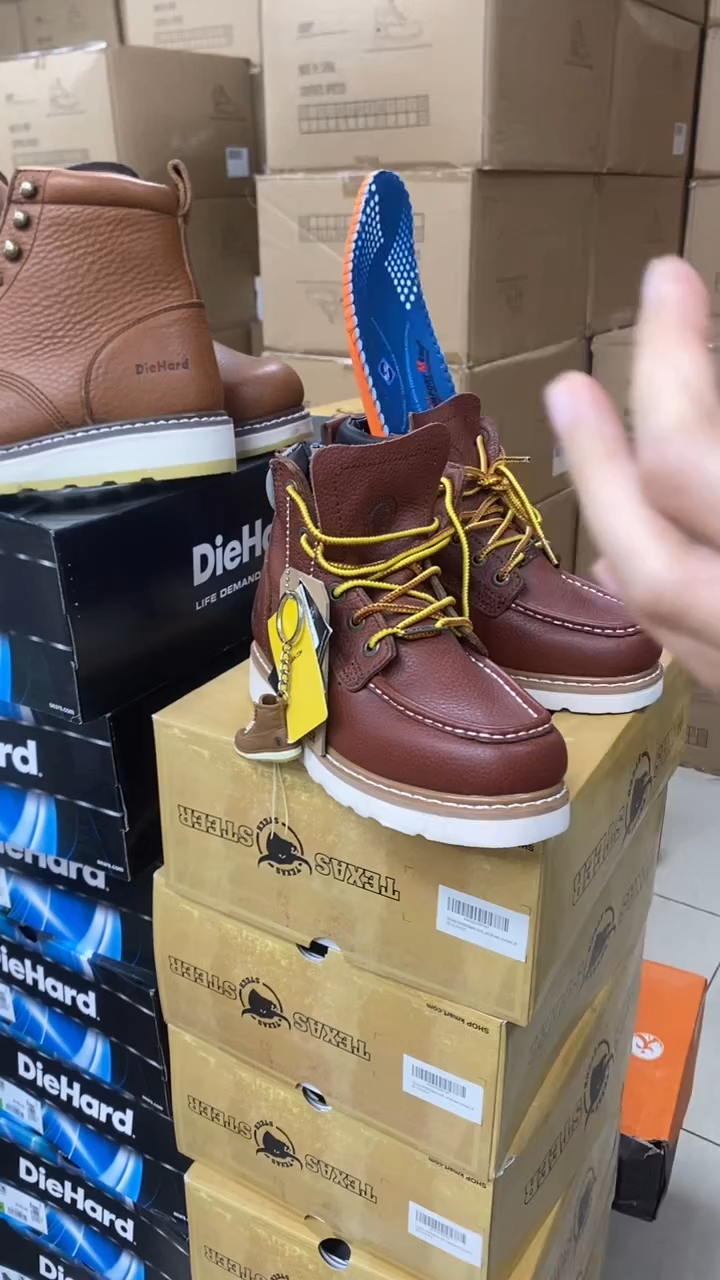 牛皮40码，V360 运动鞋码，工装靴 默认瑕疵 领口氧化