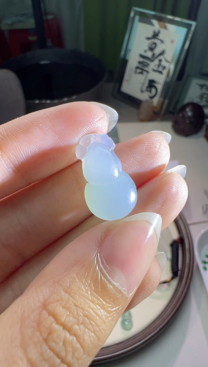 未镶嵌定制翡翠白冰葫芦