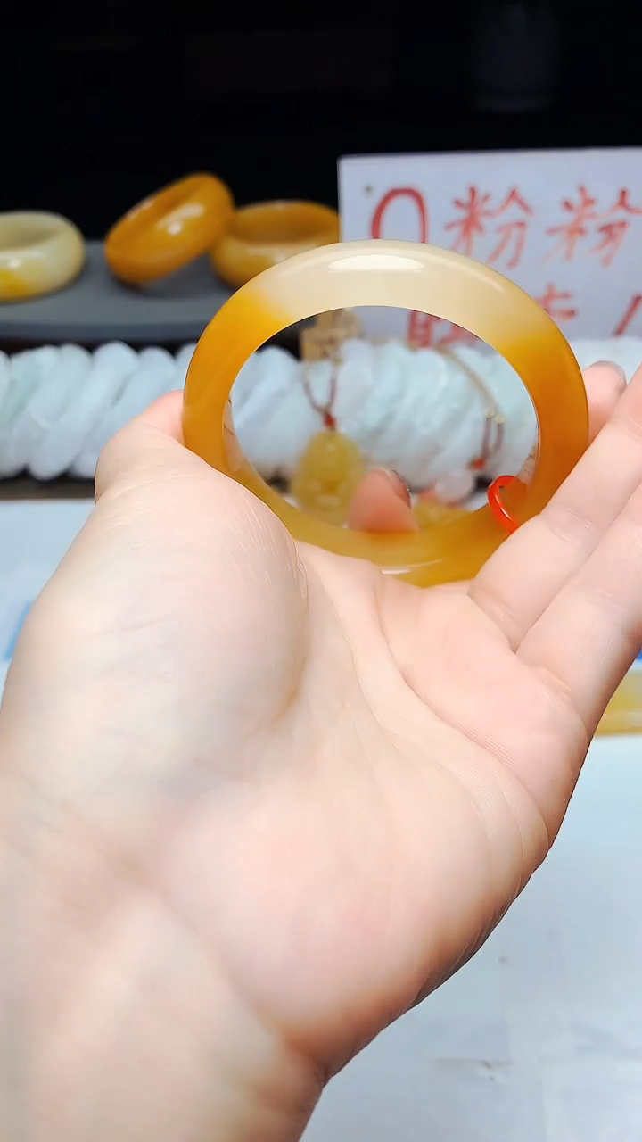 石英质玉手镯未镶嵌336-54