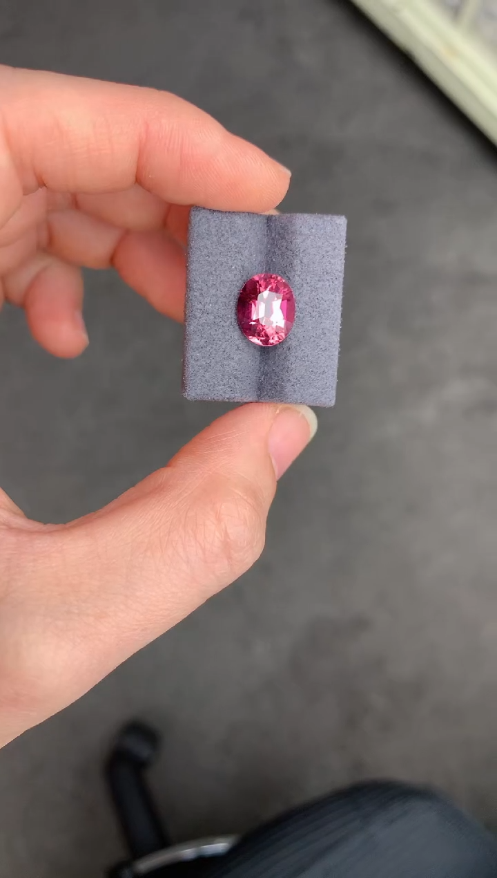 【闪购商品】碧玺裸石未镶嵌3.8ct 碧玺