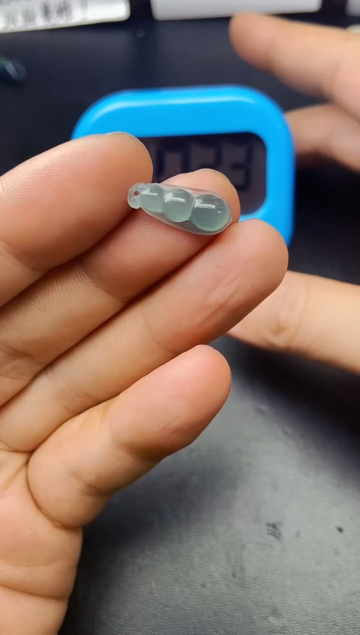 颈饰未镶嵌翡翠琪四季豆