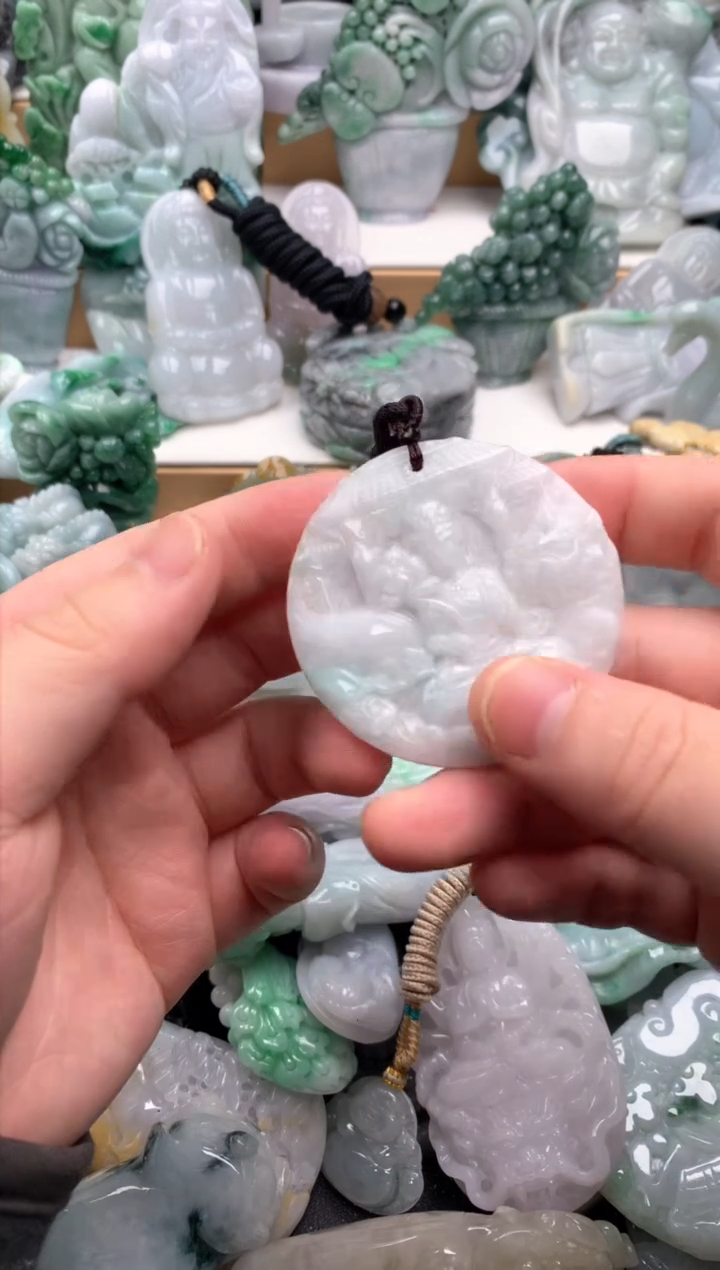 吊坠(不含链)未镶嵌翡翠1