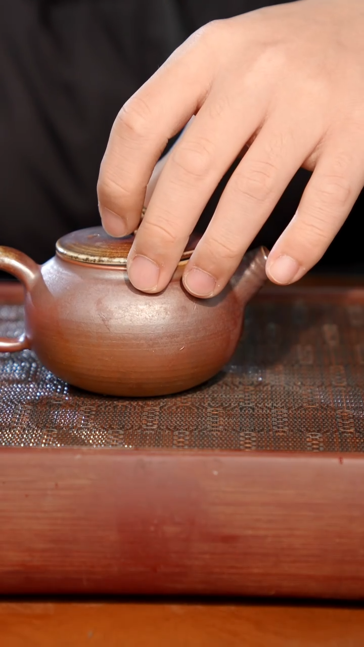 陶瓷奢瓷/瑞寅柴烧茶器（壶）143微瑕