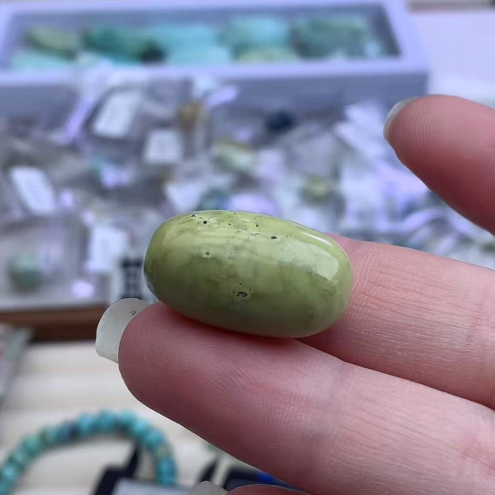 新年福利汐宝松石菜籽黄色系福利品H53