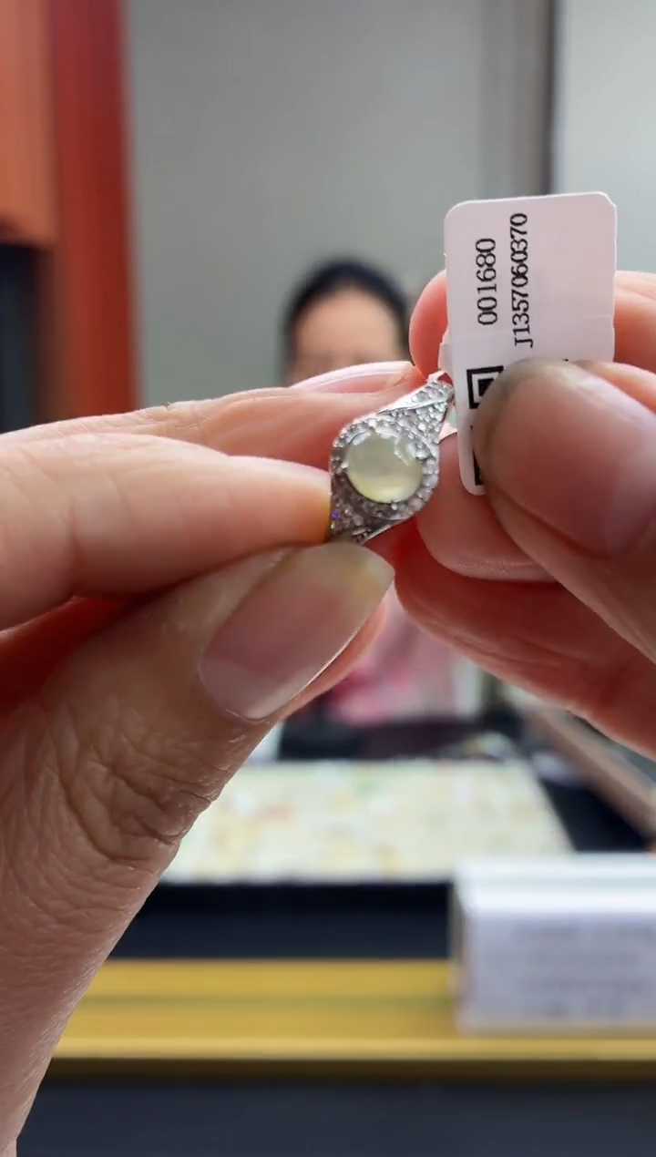 颈饰银S925镶嵌翡翠111111111111