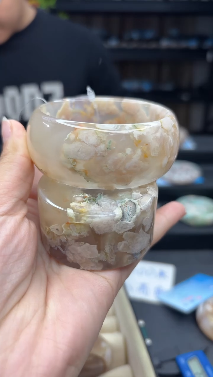 【闪购商品】石英质玉手镯未镶嵌188（59圈赠送镯心）