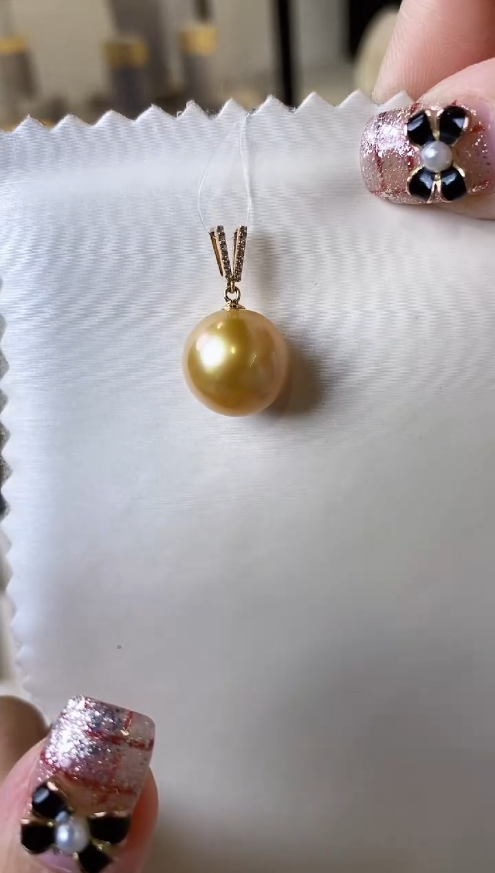 【闪购商品】海水珍珠吊坠(不含链)18K金镶嵌13-14南洋金珍珠吊坠