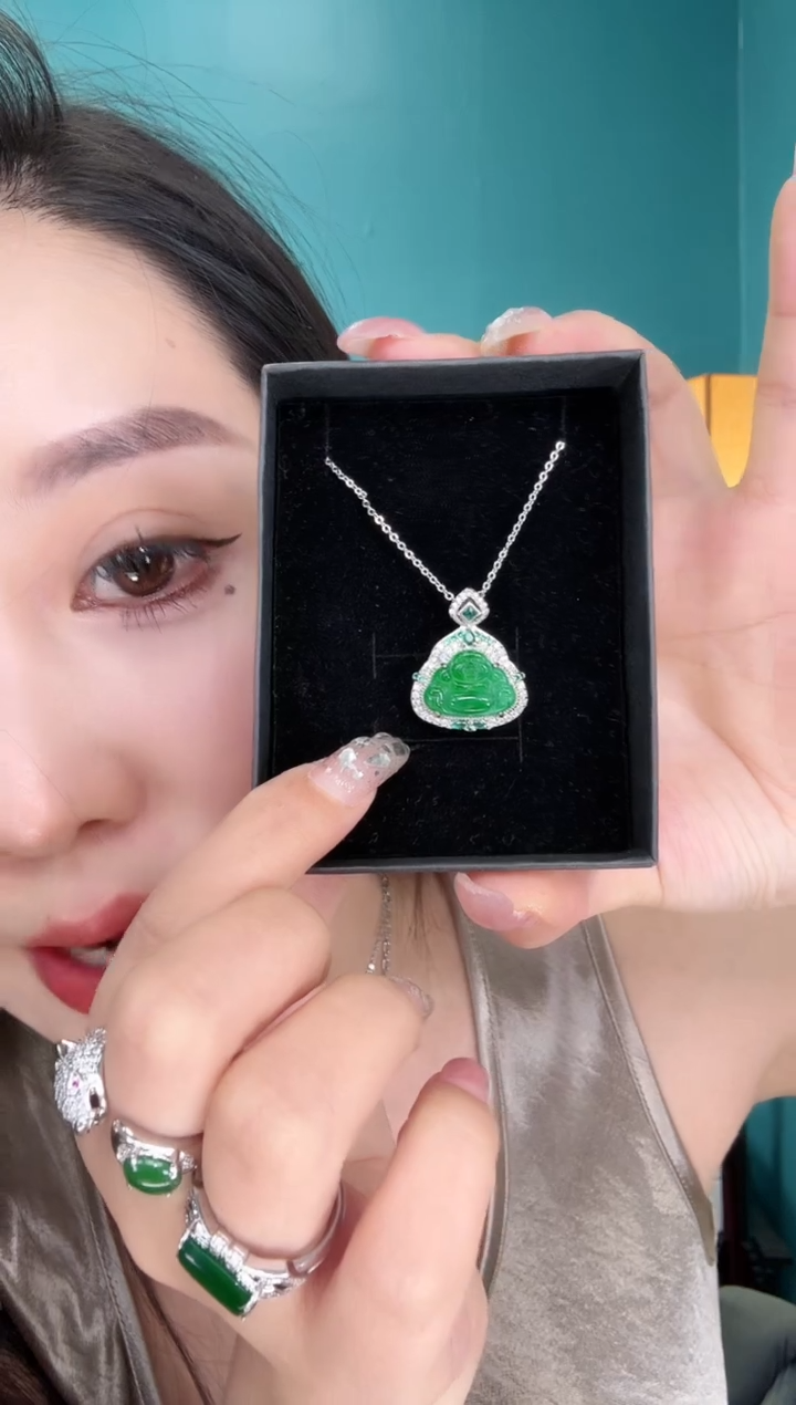 翡翠未镶嵌颈饰吊坠
