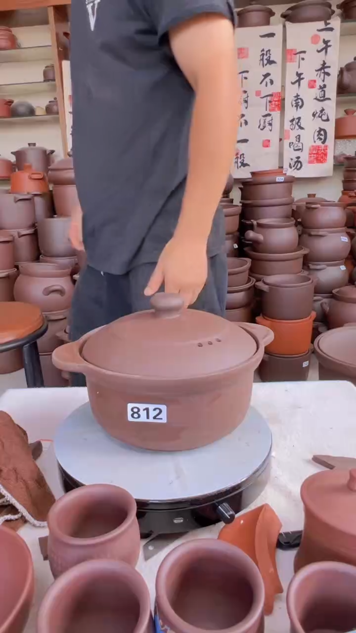 宜兴紫砂2.5升锅812