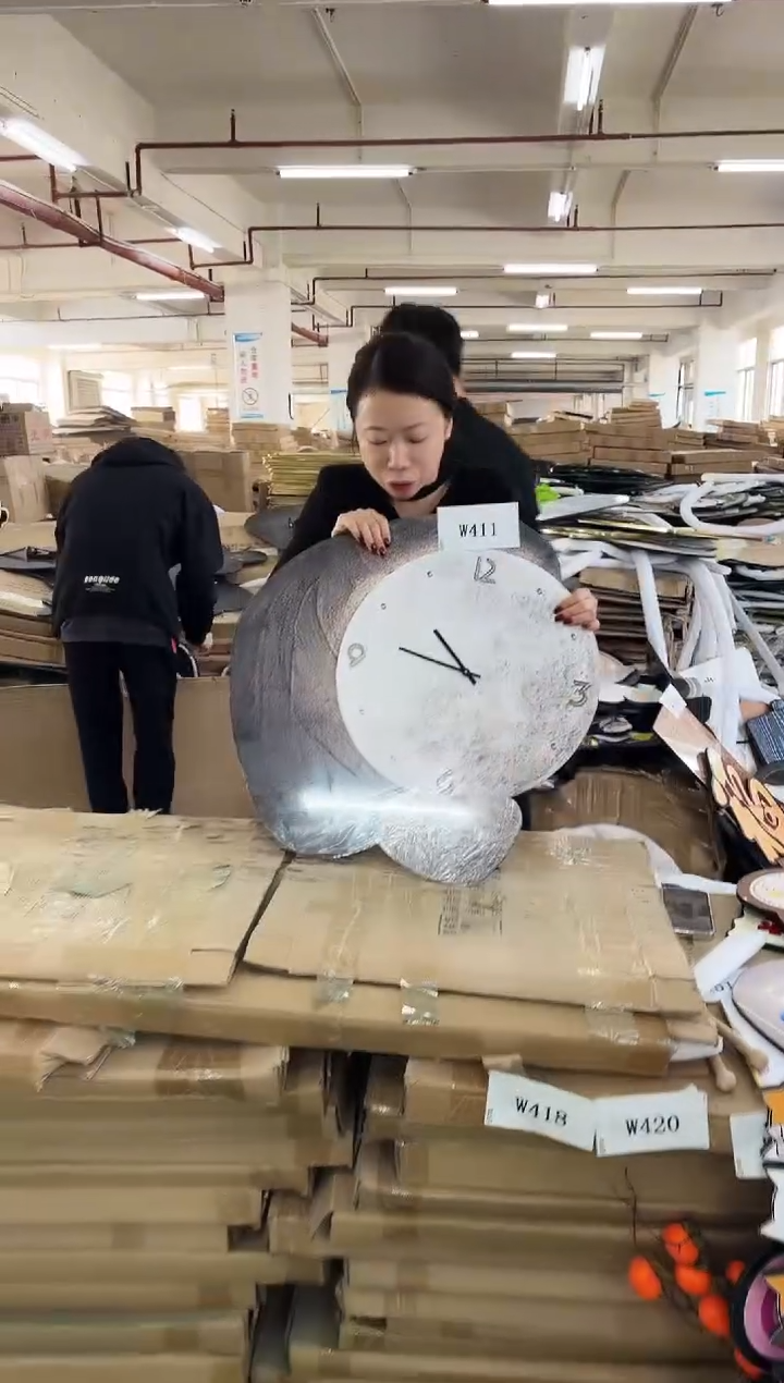 横款孤品果果微瑕闪购W411