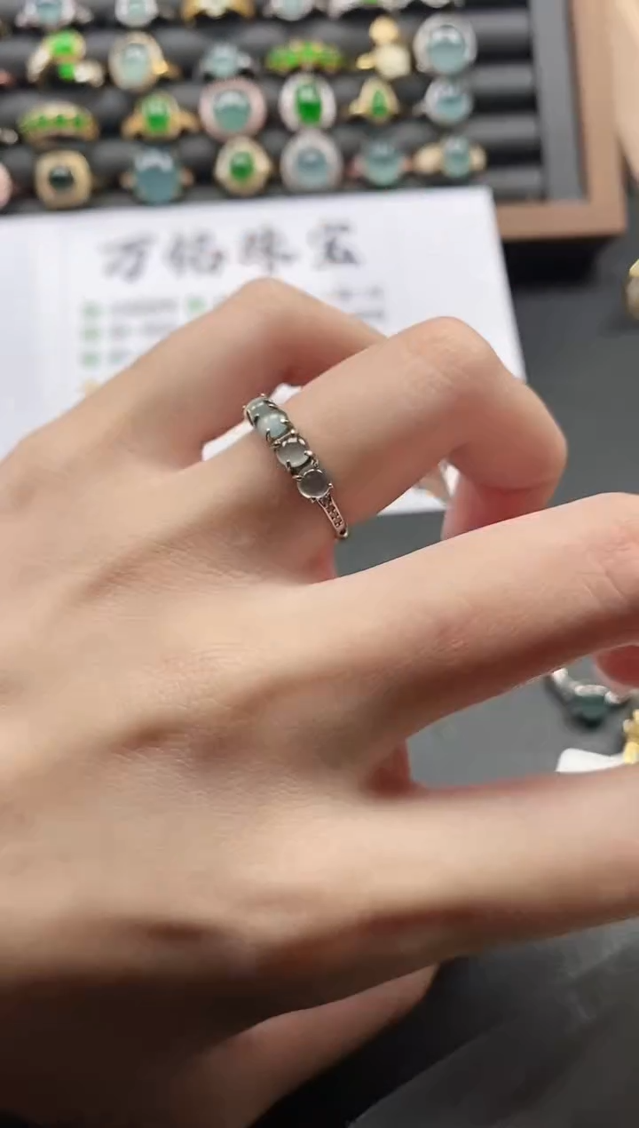 银S925镶嵌戒指翡翠4111