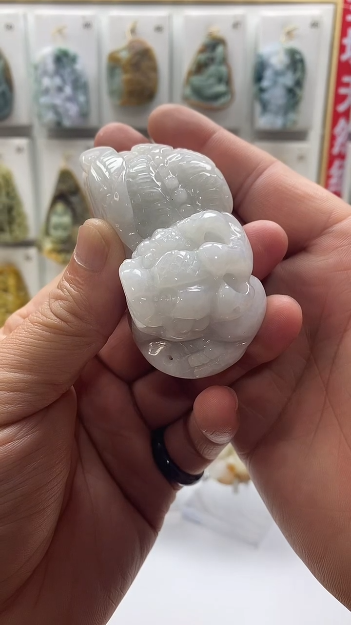 颈饰未镶嵌翡翠翡翠A货2025/12/08