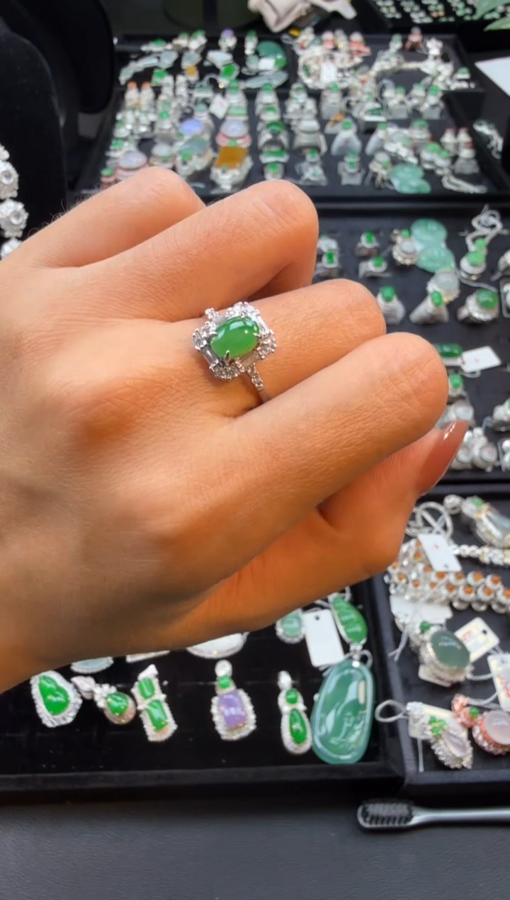 【闪购商品】翡翠戒指银S925镶嵌戒指