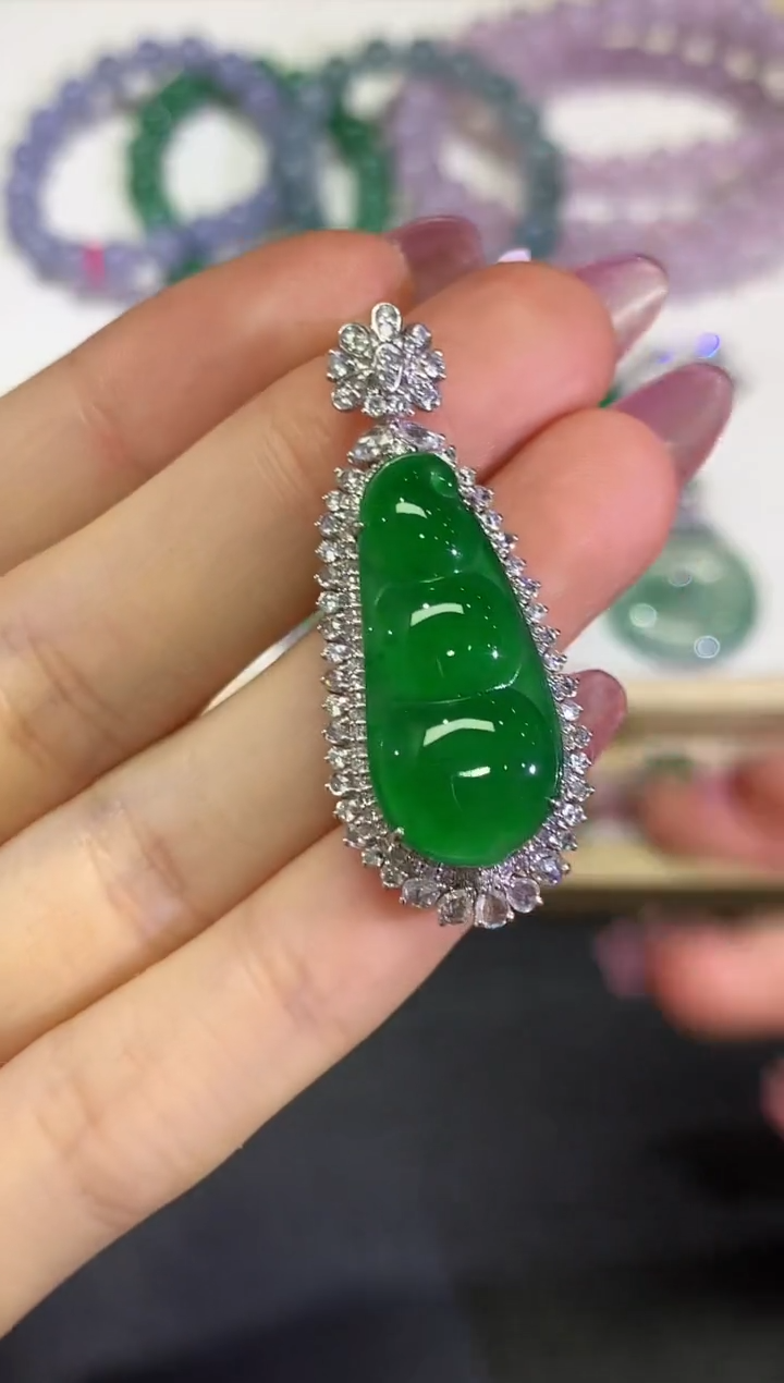 【闪购商品】翡翠颈饰18K金镶嵌团购111