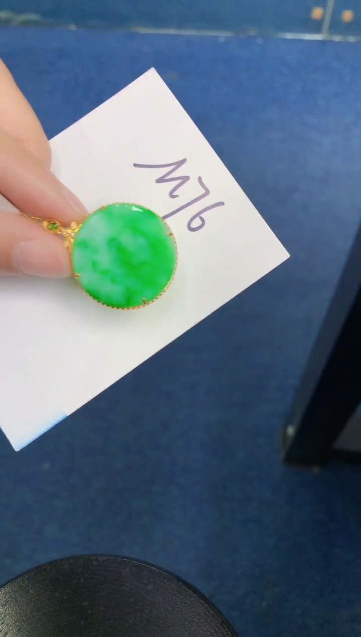 【闪购商品】翡翠颈饰18K金镶嵌000000000