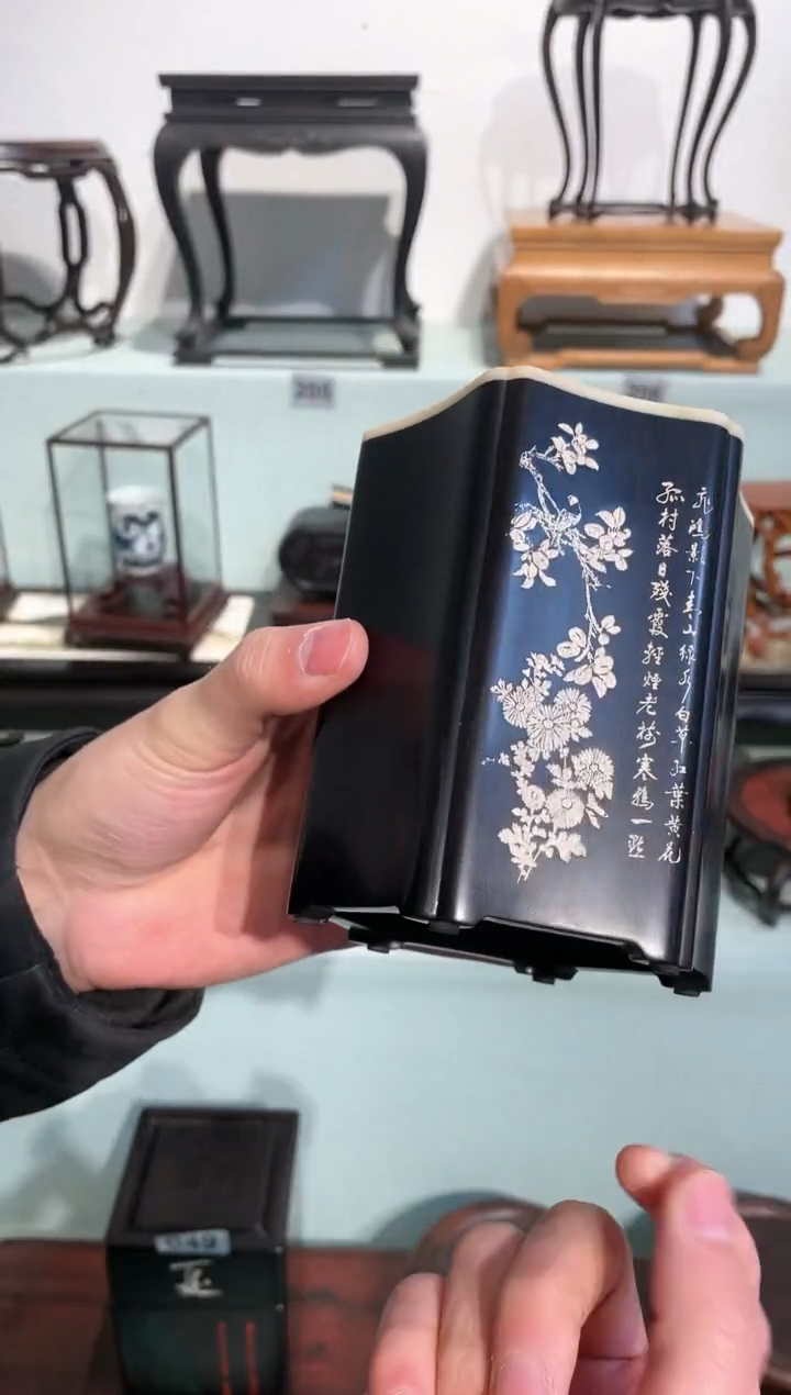 【闪购商品】木笔筒