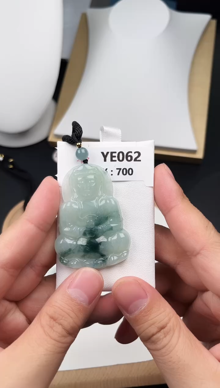 颈饰未镶嵌翡翠YE062