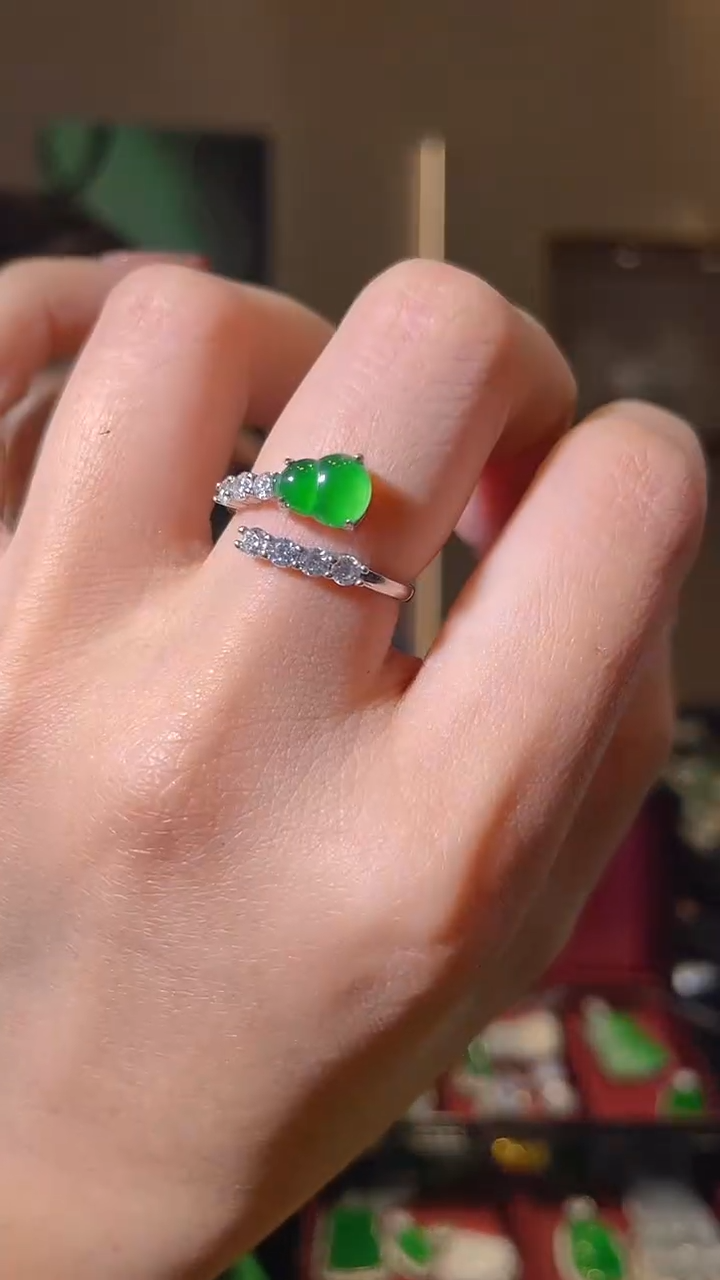 【闪购商品】翡翠戒指银S925镶嵌天然翡翠A货