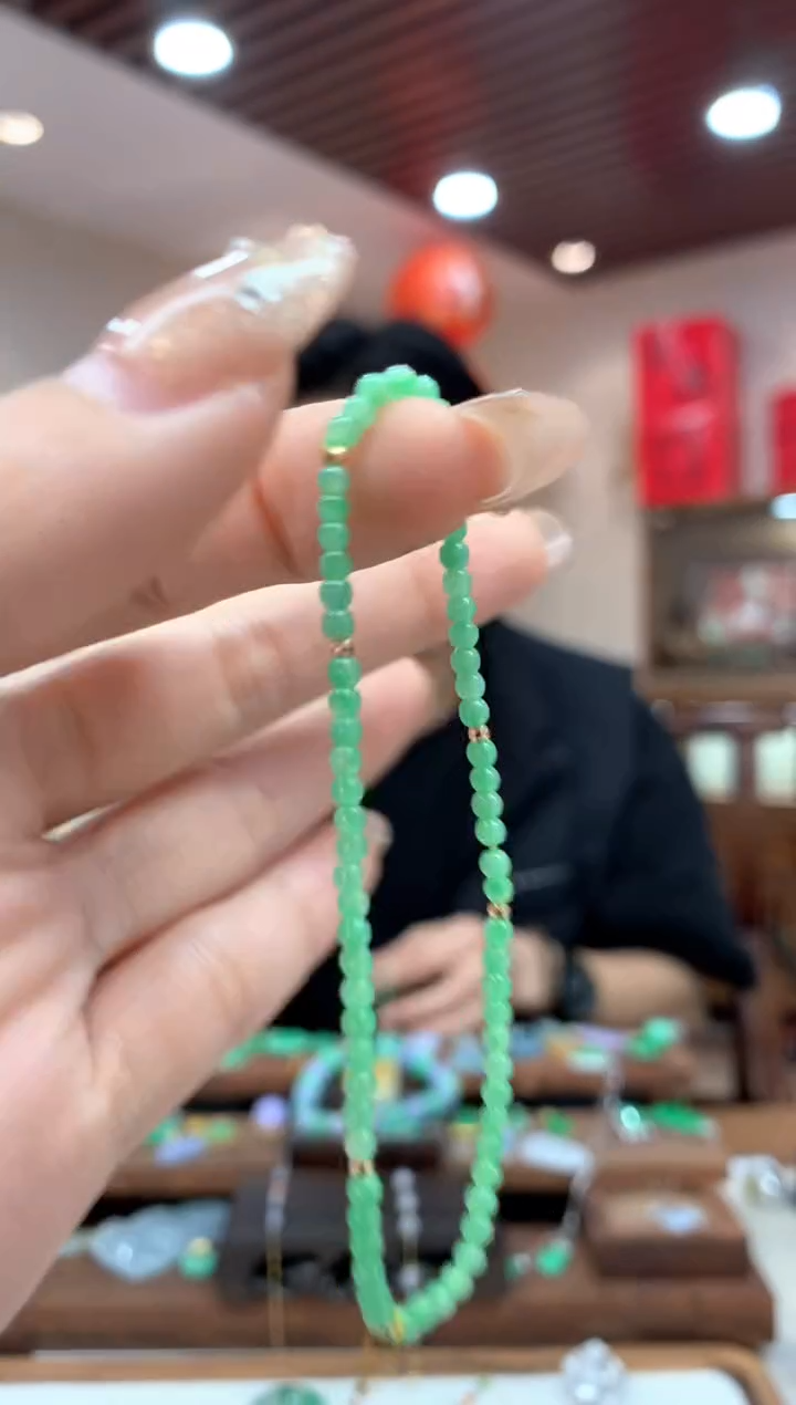 【闪购商品】翡翠手串18K金镶嵌手串